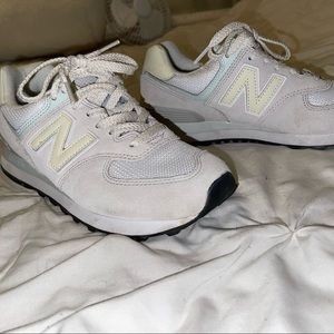New Balance Women’s 574